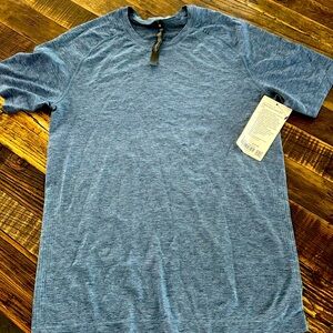 Lululemon Men’s Metal Vent Tech SS 2.0, size Small